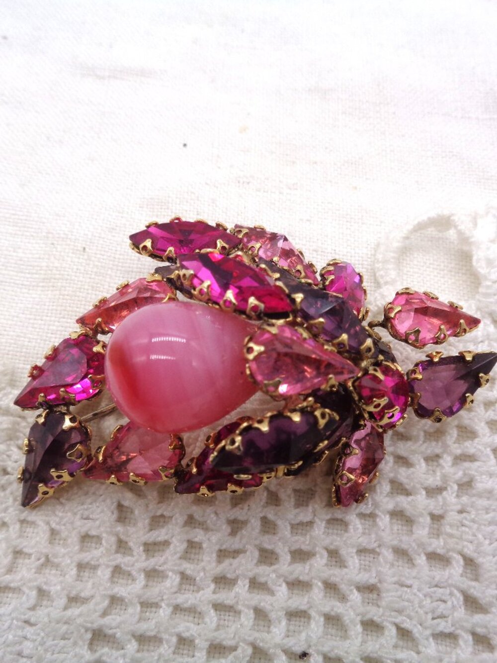 Vintage SCHREINER Pink Art Glass & Purple & Fuchsia Rhinestone BROOCH
